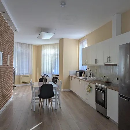 9-2b 公寓 地拉那